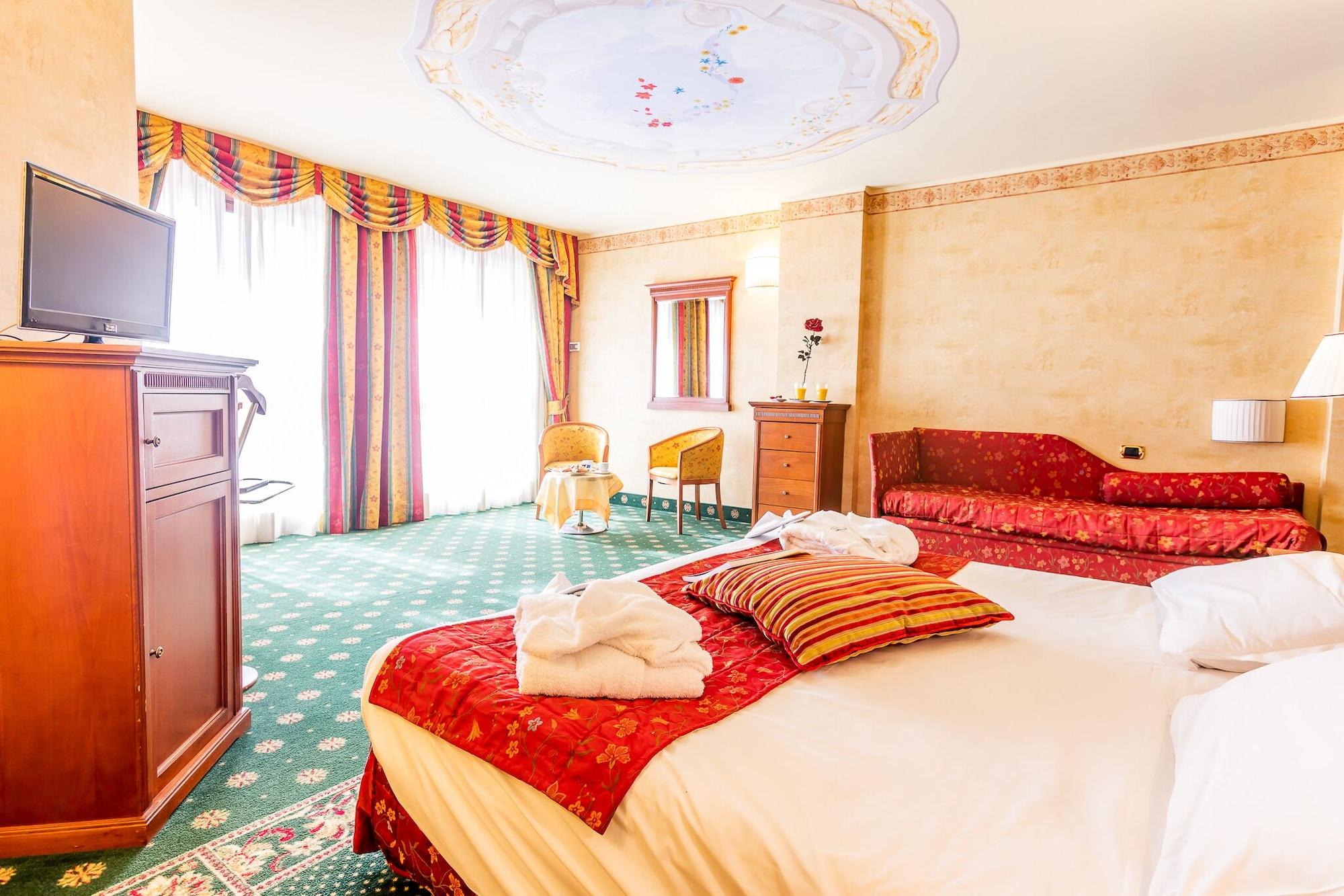 Hotel Cristallo Colle Colle Sestriere Zewnętrze zdjęcie