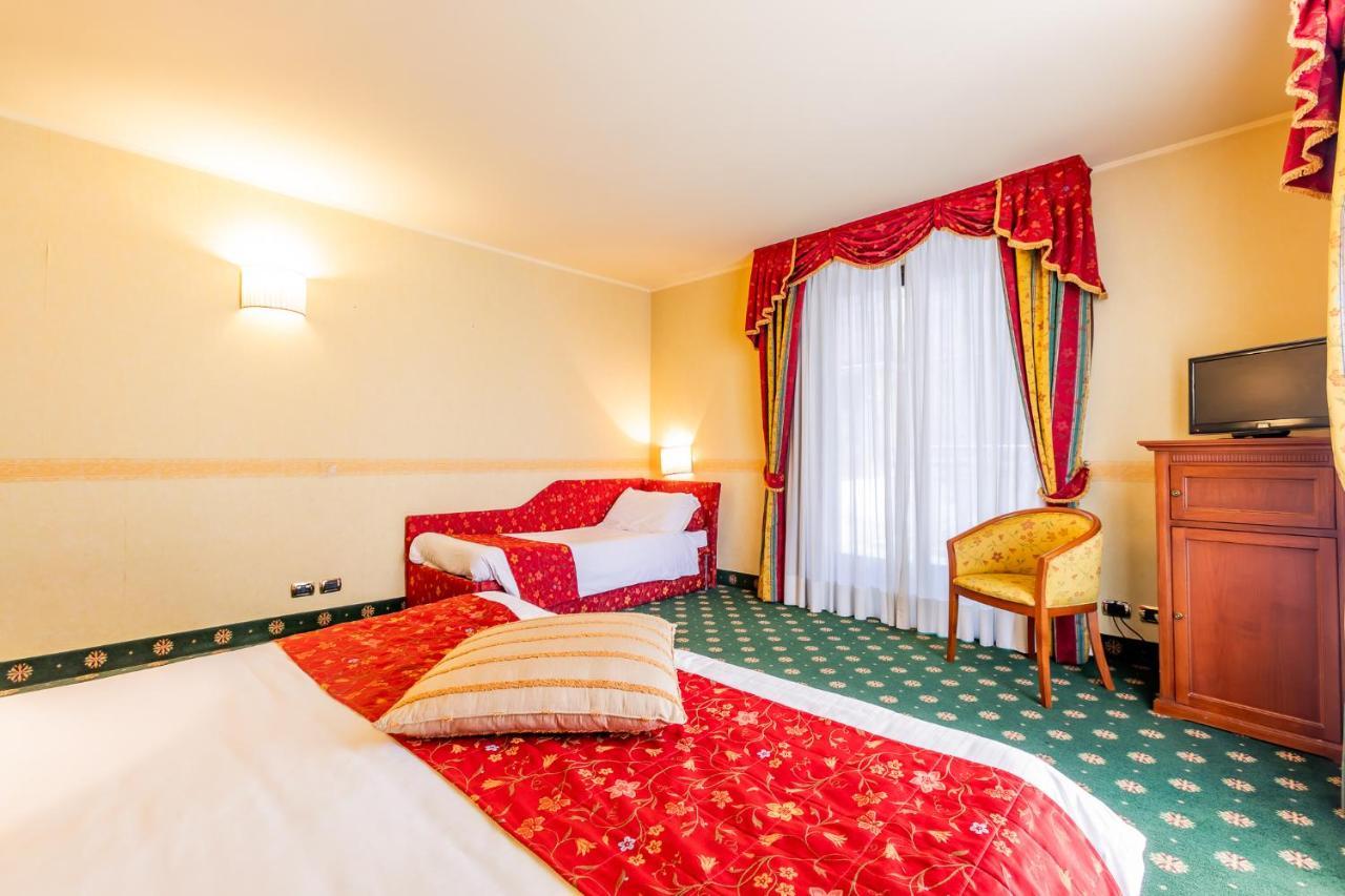 Hotel Cristallo Colle Colle Sestriere Zewnętrze zdjęcie